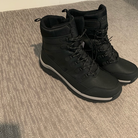 Brand new Men’s Winter Boots! - Picture 2 of 2